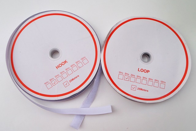 Βέλκρο (Hook & Loop fastener) - Αυτοκόλλητο - 20mm