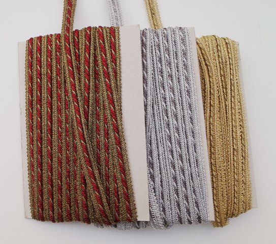 Τρέσα κεντήματος (braid embroidery) Κωδ. 25